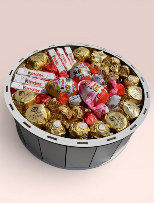 Подарочный набор бокс для нее «Ferrero & Kinder Magic» №147 - фото №4