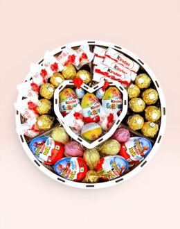 Подарочный набор бокс для нее "Kinder & Ferrero Surprise" №247