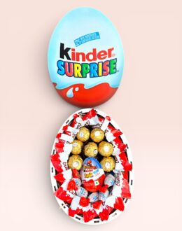 Подарочный набор бокс для нее "Kinder Magic Eggs" №221