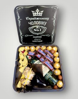 Подарочный набор бокс для него "Whiskey & Ferrero Deluxe" №203