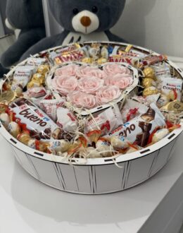 Фото из отзыва покупателя о Подарочный набор бокс “Bloom & Treat Box” №77