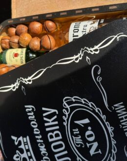 Фото з відгуку покупця про Подарунковий набір бокс для нього “Gentleman’s Nut Box” №317