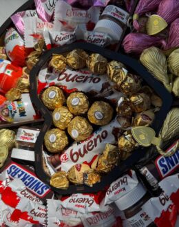 Фото з відгуку покупця про Подарунковий набір бокс для неї “Chocolate Festival Box” №319
