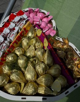 Фото з відгуку покупця про Подарунковий набір бокс для неї “Sweet Golden Romance” №314