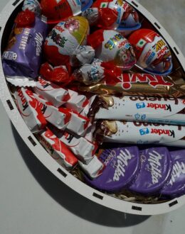 Фото з відгуку покупця про Подарунковий набір бокс для неї “Kinder Egg Paradise” №305