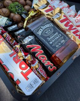 Фото з відгуку покупця про Подарунковий набір бокс для нього “Prestige Whiskey Collection” №322