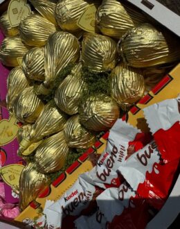 Фото з відгуку покупця про Подарунковий набір бокс для неї “Sweet Golden Romance” №314