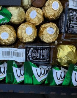 Фото з відгуку покупця про Подарунковий набір бокс для нього “Ferrero Walnut Delight” №304