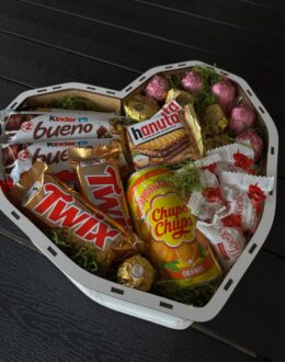 Фото з відгуку покупця про Подарунковий набір бокс для неї “Sweet Dubai Kiss” №298