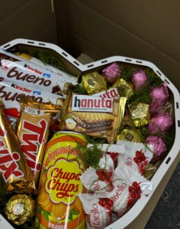 Фото з відгуку покупця про Подарунковий набір бокс для неї “Sweet Dubai Kiss” №298