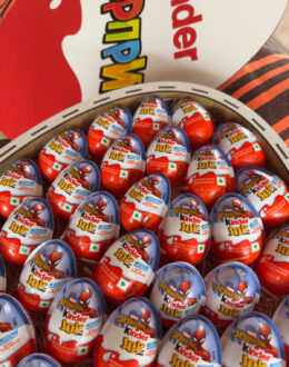 Фото з відгуку покупця про Солодкий набір “Mega Kinder Joy Box” 53 шт №75
