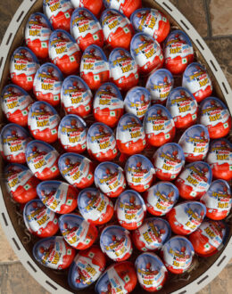 Фото из отзыва покупателя о Сладкий набор “Mega Kinder Joy Box” 53 шт №75