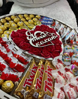 Фото из отзыва покупателя о Подарочный набор бокс для нее «Romantic Kinder Collection» №153