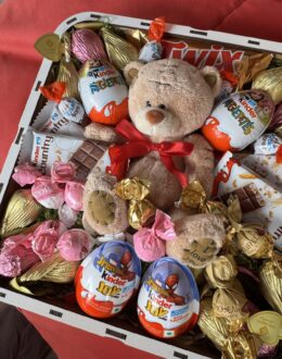 Фото з відгуку покупця про Подарунковий набір бокс для неї “Sweet Teddy Party” №349