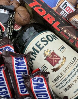 Фото из отзыва покупателя о Подарочный набор бокс для него “Chocolate & Whiskey Deluxe” №352