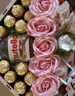 Фото из отзыва покупателя о Подарочный набор бокс для нее “Rosy Ferrero Delight” №374