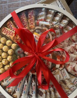 Фото из отзыва покупателя о Подарочный набор бокс для нее “Ferrero Kinder Harmony” №377